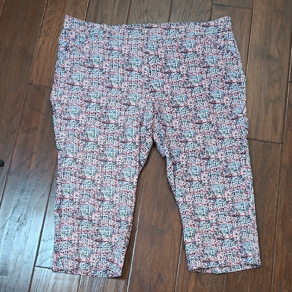 Kim Rogers Colorful Abstract Patterned Pullon Capri Pants size 22W